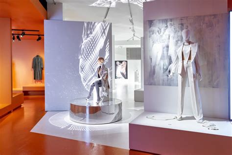 carl anton martin hermes|‘Margiela, the Hermès Years’ on Display in Paris .